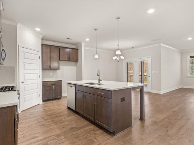 216 Parnassus Road