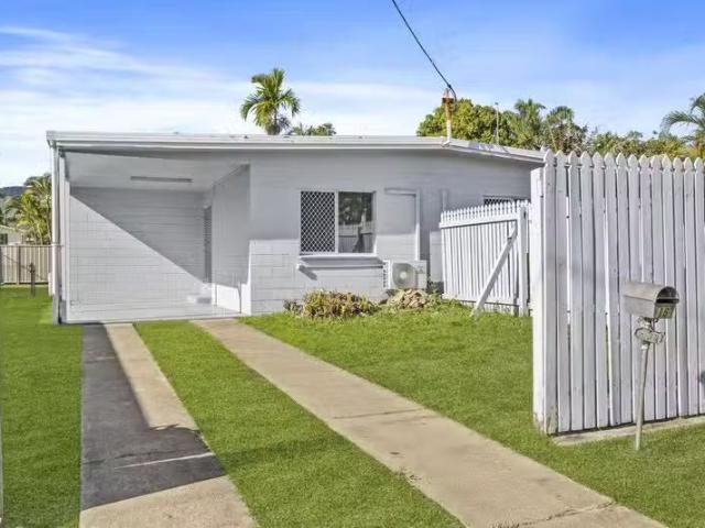2/16 Peatey Street, NORMAN GARDENS, QLD 4701 House for Rent