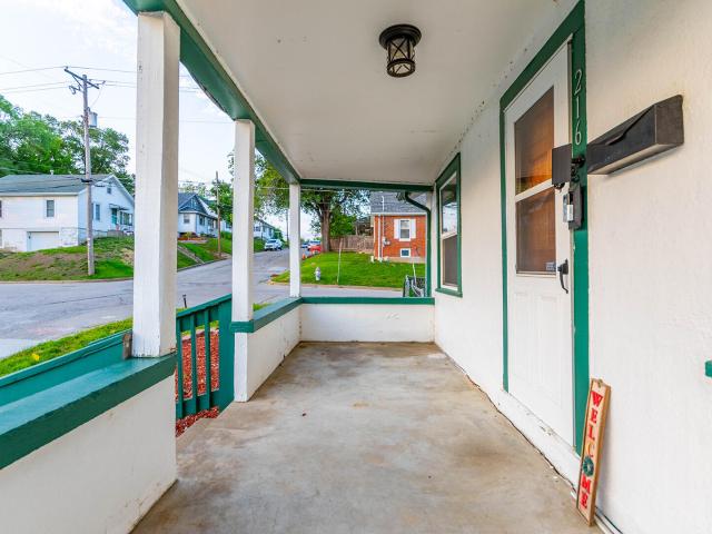 216 pierce st