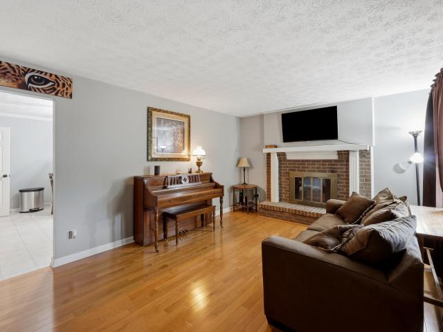 216 Robyn Drive