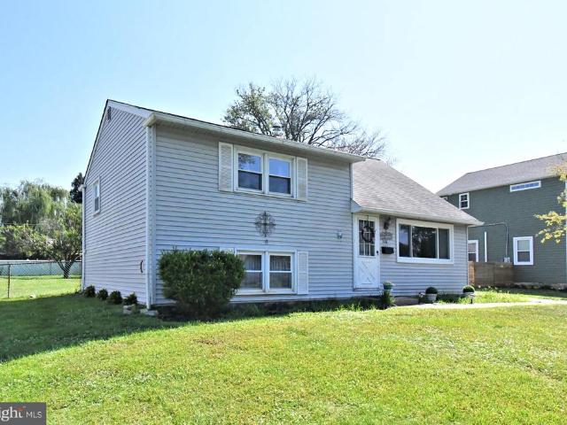 216 Rosewood Avenue
