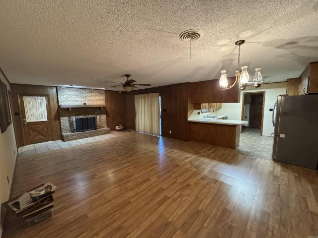 216 W 14th St