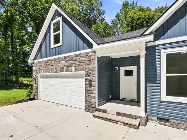 216 W Halfway Branch Drive