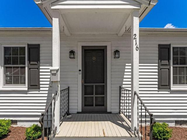 216 Walnut Street