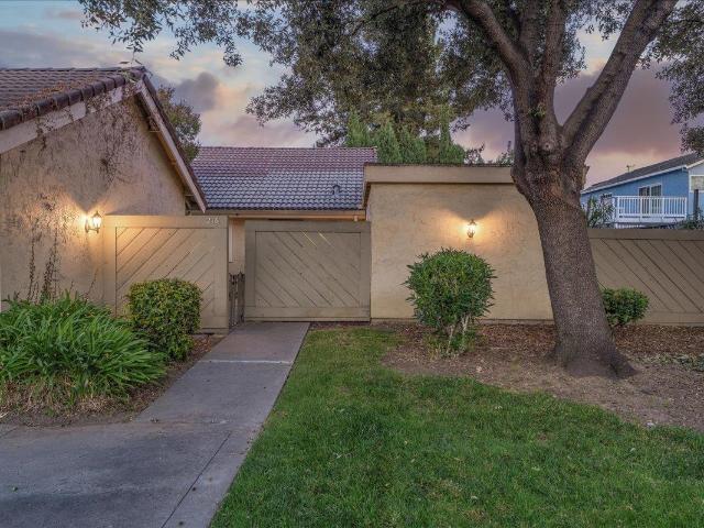 216 Truckee Lane