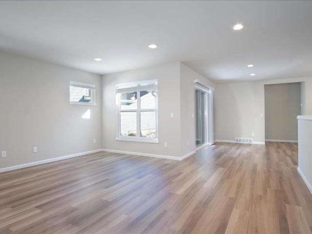 2175 Autumn Lake Parkway