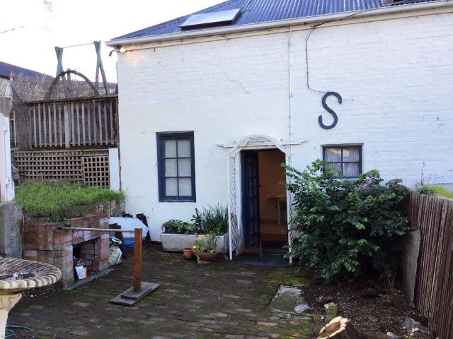 2/175 Goulburn Street West Hobart 7000 Australia Edwards Windsor