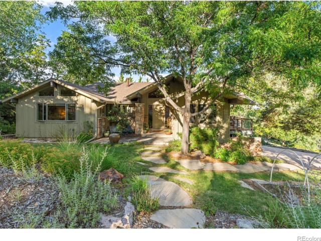 2176 Knollwood Drive