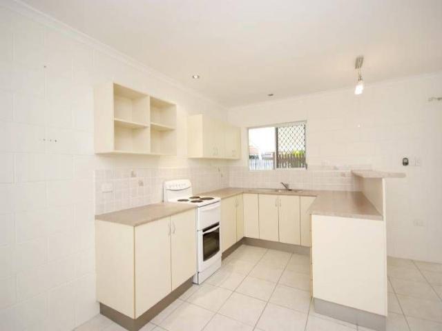 2/177 Greenslopes Street, Edge Hill
