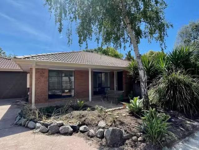 2/177 High Street, Berwick, VIC 3806 House for Rent