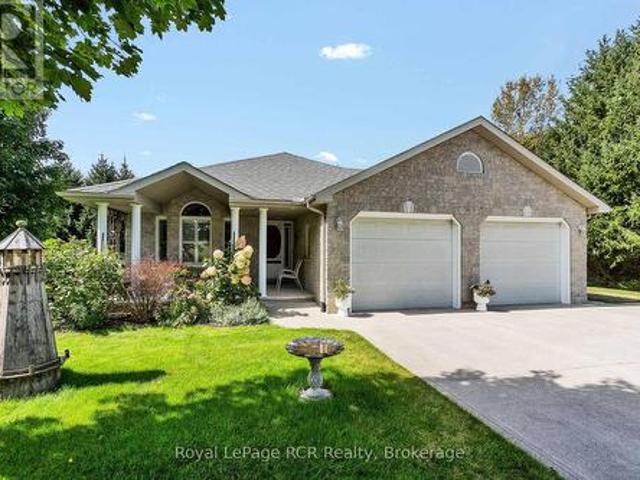 217800 Concession 3 Derby Road, Georgian Bluffs, ON, N4K 5N5 house for sale | Listing ID X13772 | Royal LePage