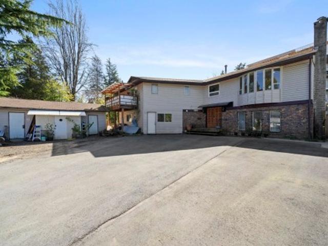 21796 Howison Avenue, Maple Ridge, BC, V2X 2W6 Luxury House for sale | Listing ID R3111 | Royal LePage Carriage Trade Luxury Properties