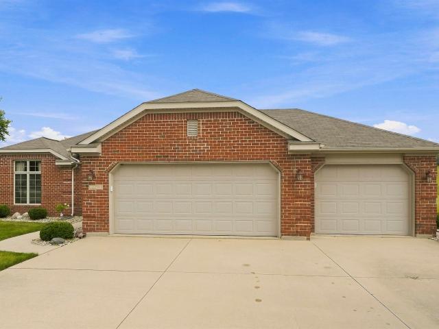 2179 E Whispering Trail