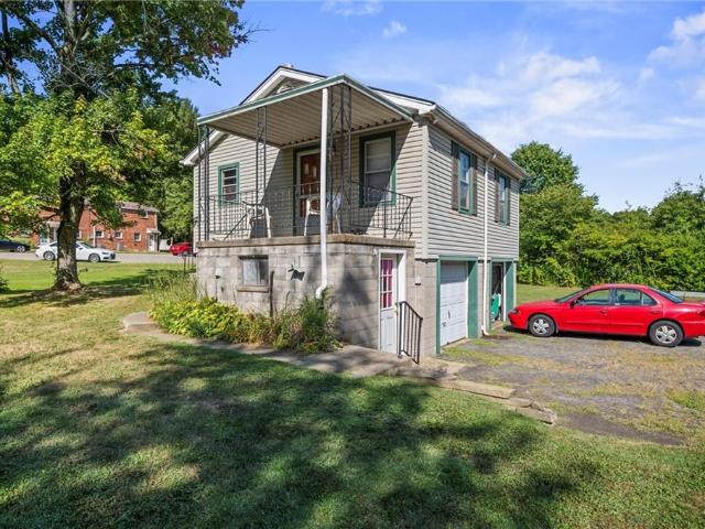 2179 Woodbine Dr, Hermitage, PA 16148 | MLS #1725