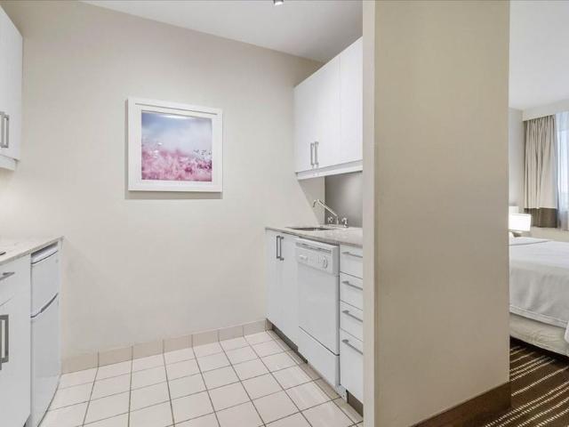 2170 Avenue Lincoln apartment — Montréal, QC 0 Bedroom 0 Bedroom