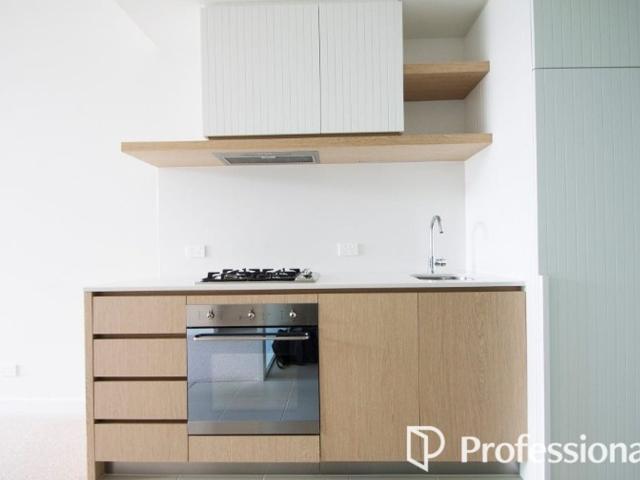 217/11 Bond StreetCaulfield North VIC 3161, Australia