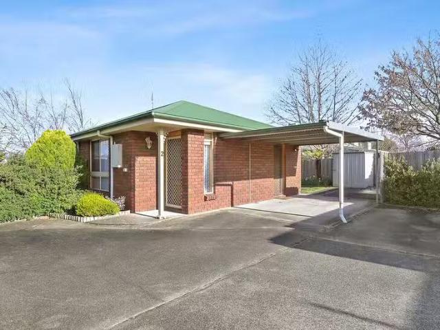 2/171 Alanvale Road, Newnham, TAS 7248