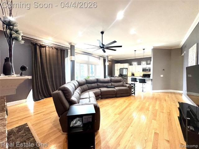 2171 Crystal Drive # 28
