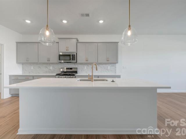 2173 Clifton Road