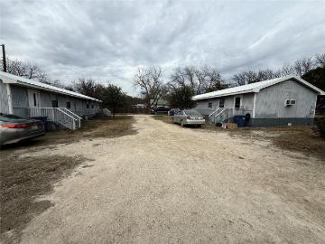 217 2nd St, Cross Plains, TX 76443 | MLS #21135