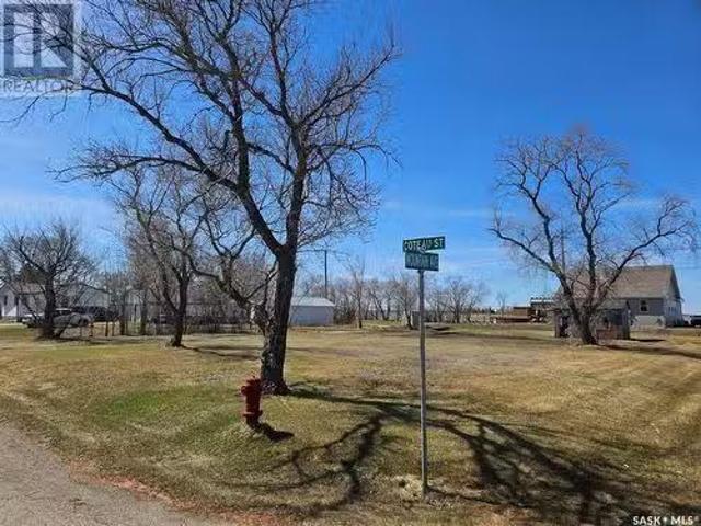 217 Coteau Street, Arcola, SK, S0C 0G0 vacant land for sale.