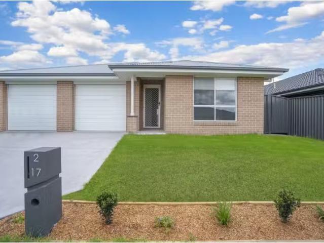 2/17 Corymbia Circuit, HEDDON GRETA Townhouse for rent Listed.