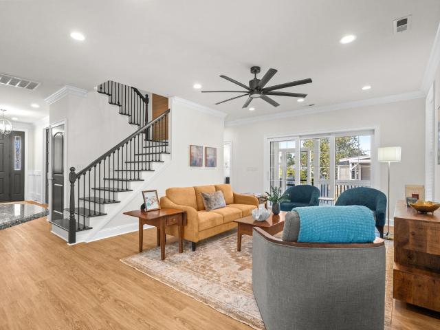 217 Chapel Ridge Circle