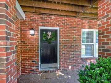 217 Brookwood Dr