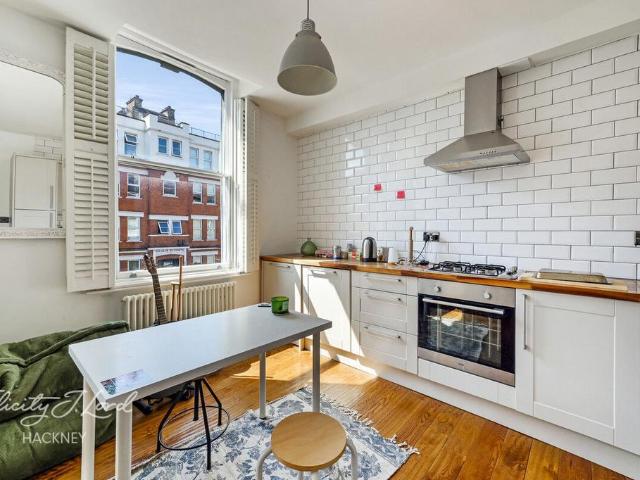 217 Graham Road, London, E8 1EX, United Kingdom | 2 bed townhouse for rent #135549885 | Rentberry