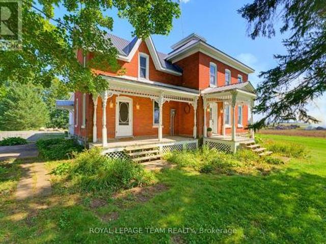 217 Groveton Road, Edwardsburgh/Cardinal, ON, K0E 1X0 house for sale | Listing ID X13791 | Royal LePage