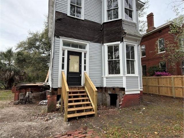 217 E 38th St, Savannah, GA 31401 | MLS #SA348676