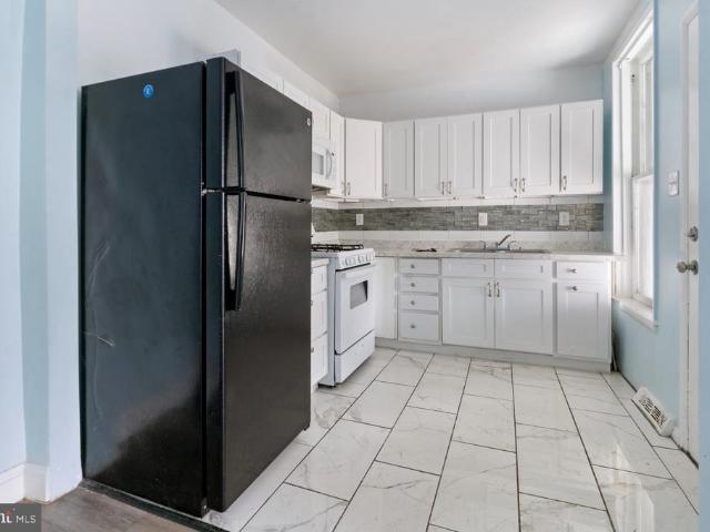 217 E King