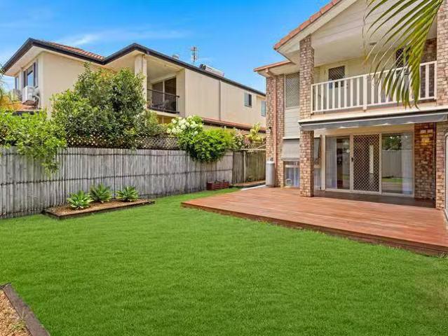 2/17 Ferny Fairway, Burleigh Heads, QLD 4220