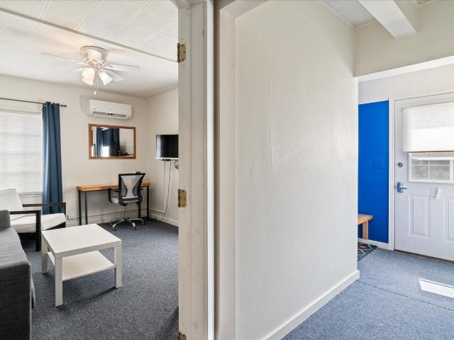 217 N Main St