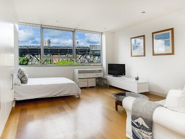 21/7 Northcliff Street MILSONS POINT NSW 2061