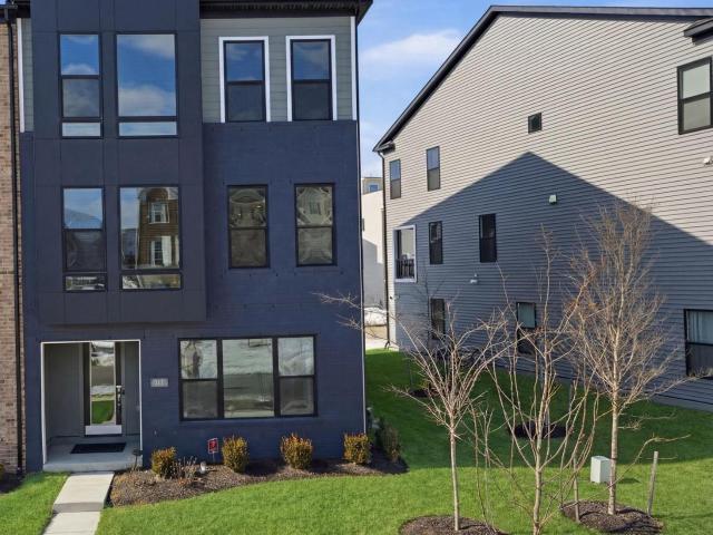 217 Summit Point Blvd, Bowie, MD 20716 | MLS #MDPG2191