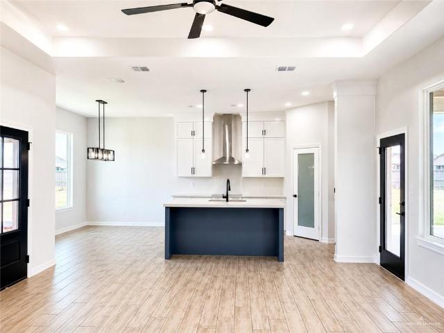 217 Risueno Avenue
