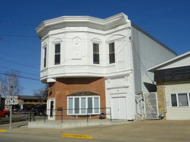 217 W Cherry St, Lancaster, WI 53813 | MLS #1995