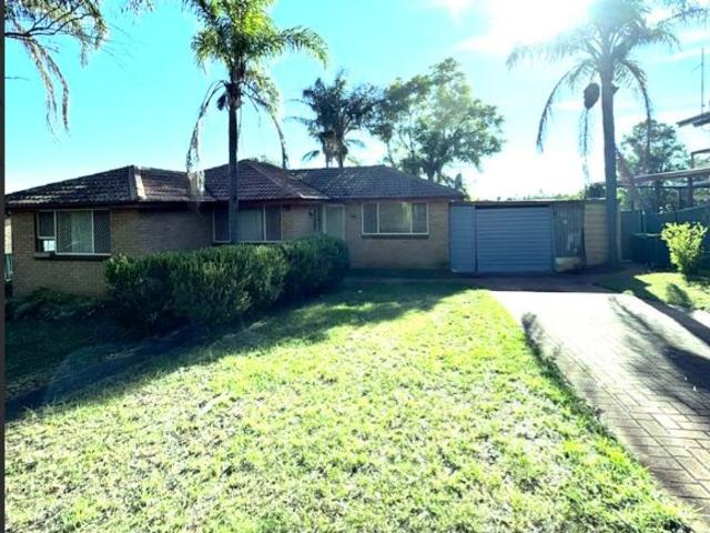 217 Wyangala Crescent, Leumeah