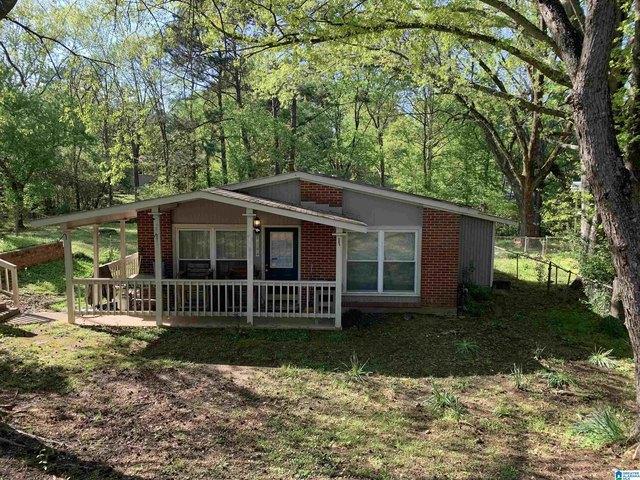 2184 Rocky Ridge Rd, Hoover, AL 35216