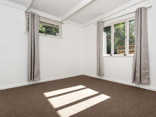 2/185 Blunder Road, Durack