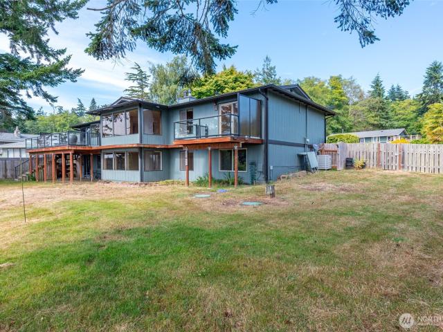 2186 Inverness Way