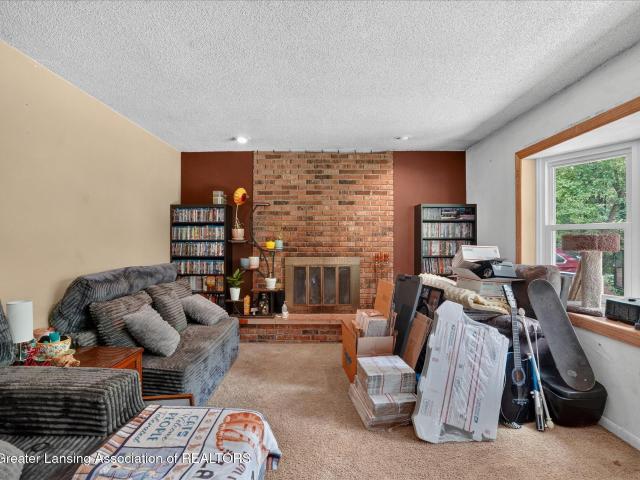 21874 W County Line Road