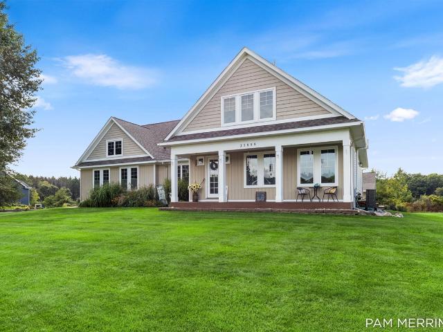 21899 Hilltop Circle