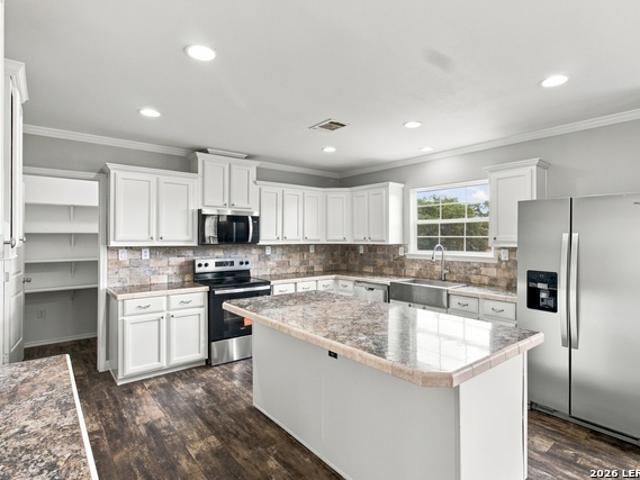 2189 Hickory Forrest Dr