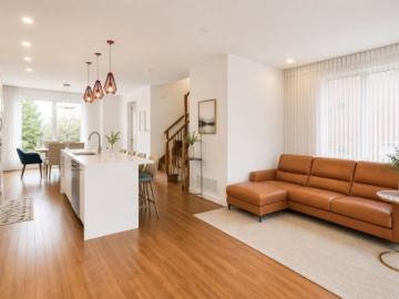 2189 Rue Des Montérégiennes, Montréal Saint Laurent, QC, H4R 1V9 house for sale | Listing ID 13727 | Royal LePage