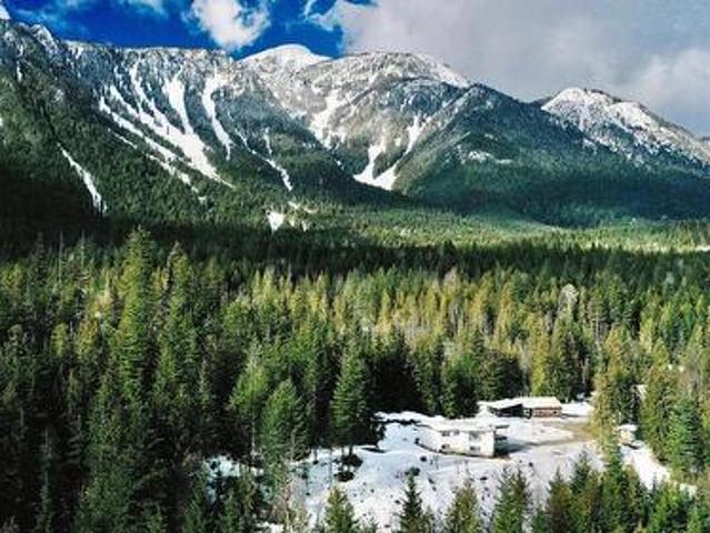2180 Clough Road, Revelstoke, BC, V0E 2S0 Luxury House for sale | Listing ID 10381 | Royal LePage Carriage Trade Luxury Properties