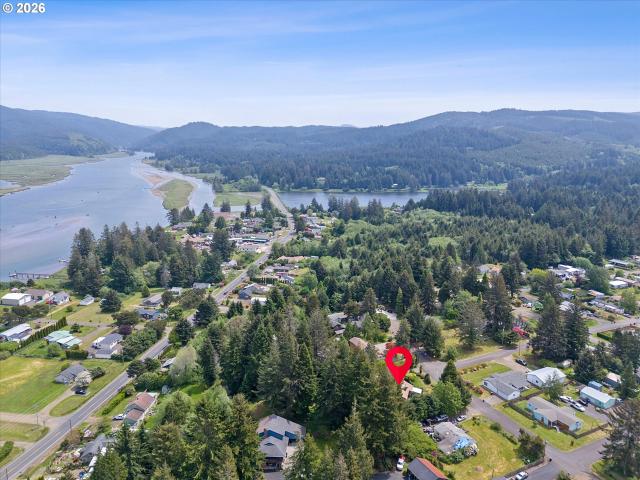 2180 se alsea way