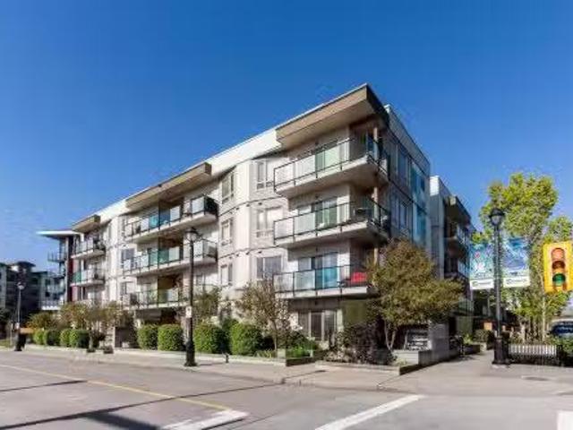 218 20460 Douglas Crescent, Langley, BC, V3A 0C6 Single Fami.