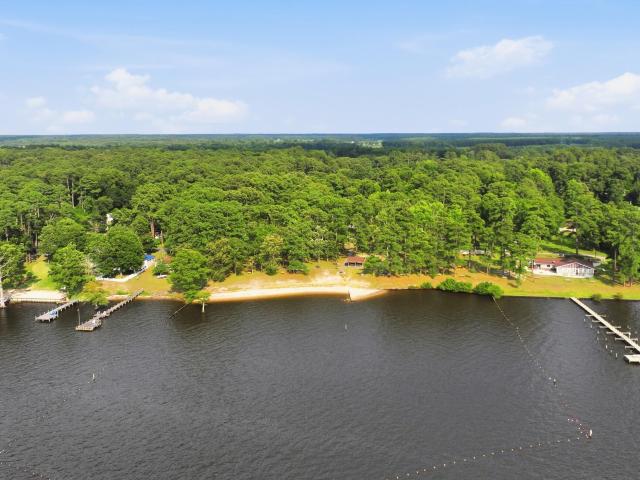 218 Comanche Trail